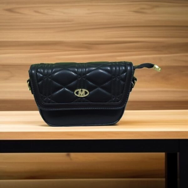 Chic Diamond Crossbody Bag