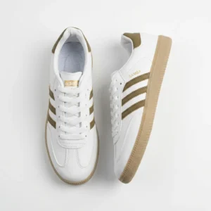Stay Online – Retro Court 3 Stay Online – Retro Court